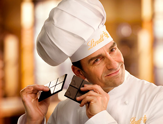 Lindt Maître bricht Schokolade Lindt Maître bricht Schokolade
