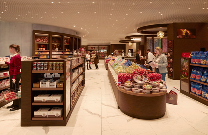 Le Lindt Chocolate Shop sur plus de 500 m2 Le Lindt Chocolate Shop sur plus de 500 m2